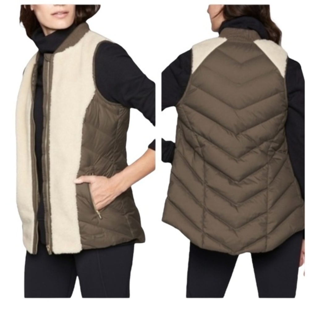 Athleta Tundra Responsible  Down Quilted Vest Faux Shearling Sz xs